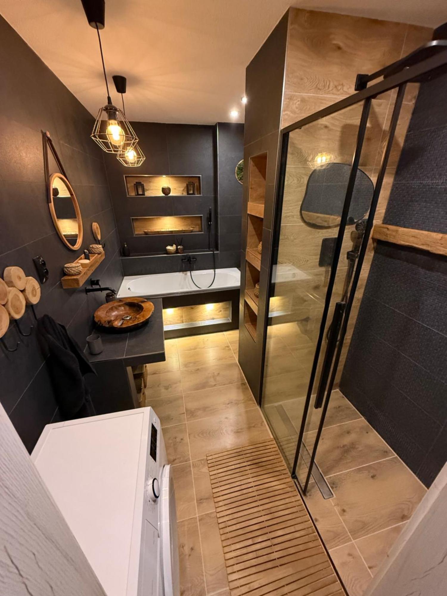 Apartmany Apollo Michalovce Ngoại thất bức ảnh