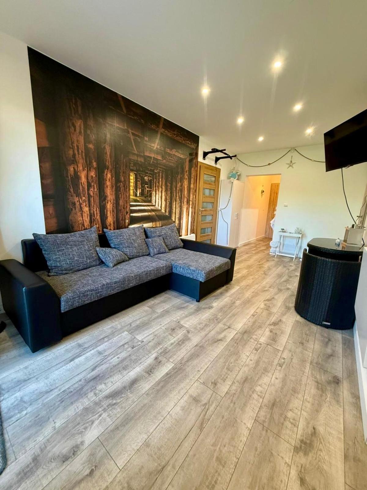 Apartmany Apollo Michalovce Ngoại thất bức ảnh